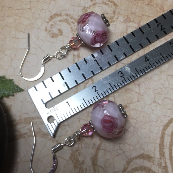 Pink flower faceted earrings with Swarovski silver - Picture 5 of 6